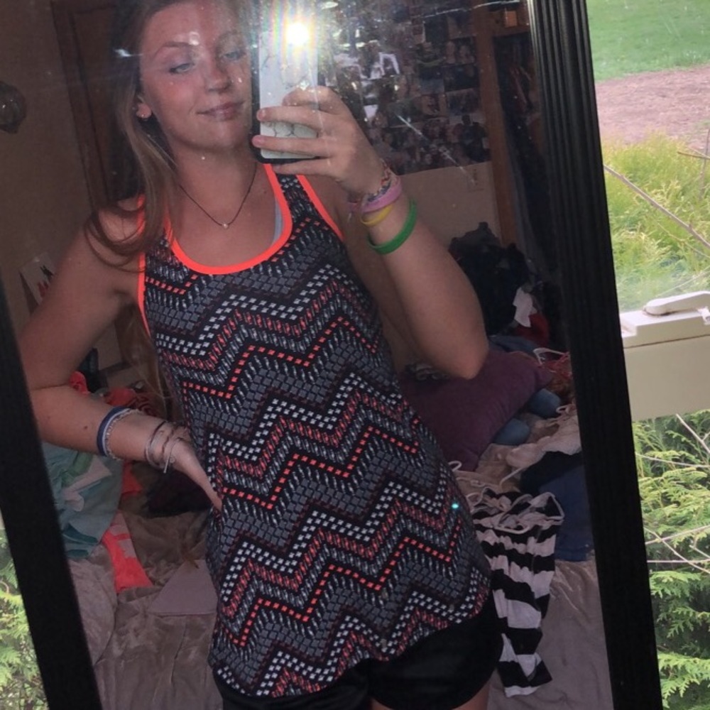 4 tank top bundle